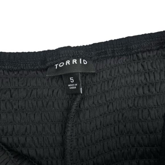 TORRID Peplum Squareneck Smocked Crinkle Peplum Tank Top Sz 5X Black - Picture 6 of 9